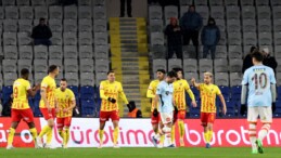 Başakşehir’i deplasmanda yenen Kayserispor galibiyet hasretini dindirdi