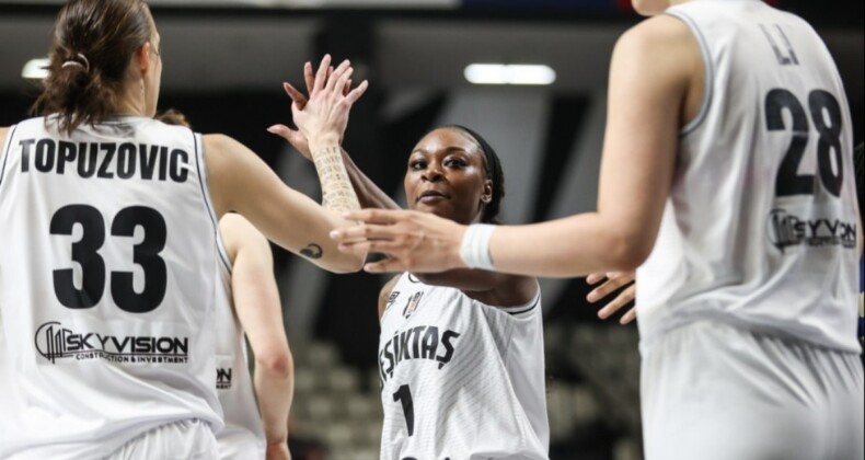 Beşiktaş yarı final için avantajı kaptı