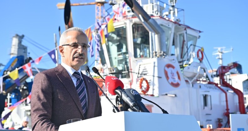 Boğazlardan geçen gemi sayısında yükseliş