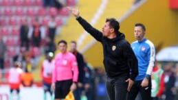 Emre Belözoğlu’ndan ayrılık sinyali!