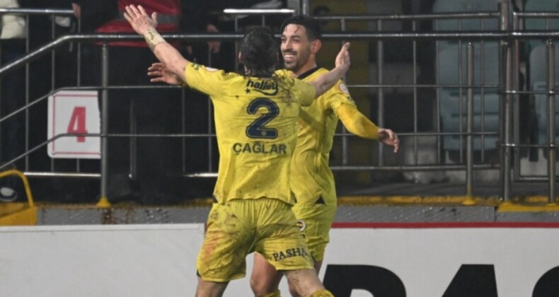 Fenerbahçe açıkladı! İrfan Can Kahveci’de yırtık var