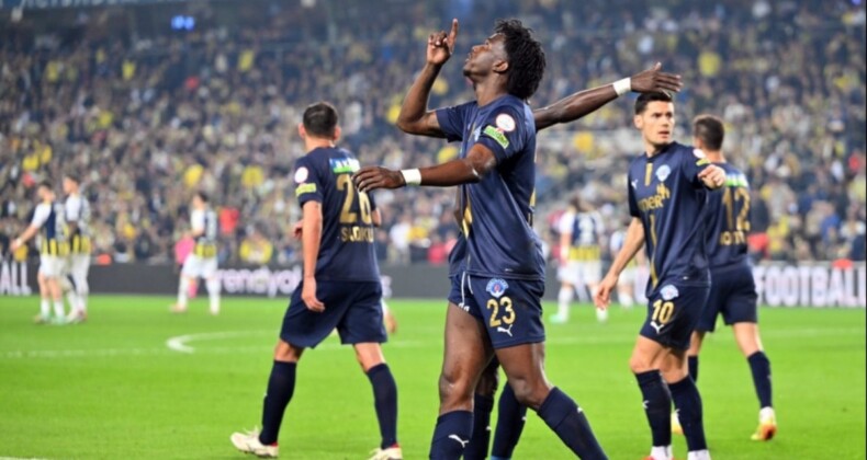 Fenerbahçe iç sahada kalesini kapatamıyor!