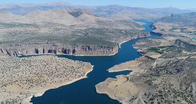 Fırat Nehri nereden doğuyor, hangi illerden geçer? (Fırat’ın konumu)