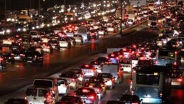 Okulların İlk Gününde İstanbul’da Trafik Yoğunluğu