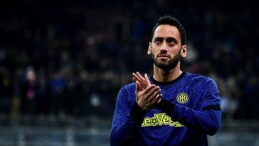 Türk Pirlo Çalhanoğlu