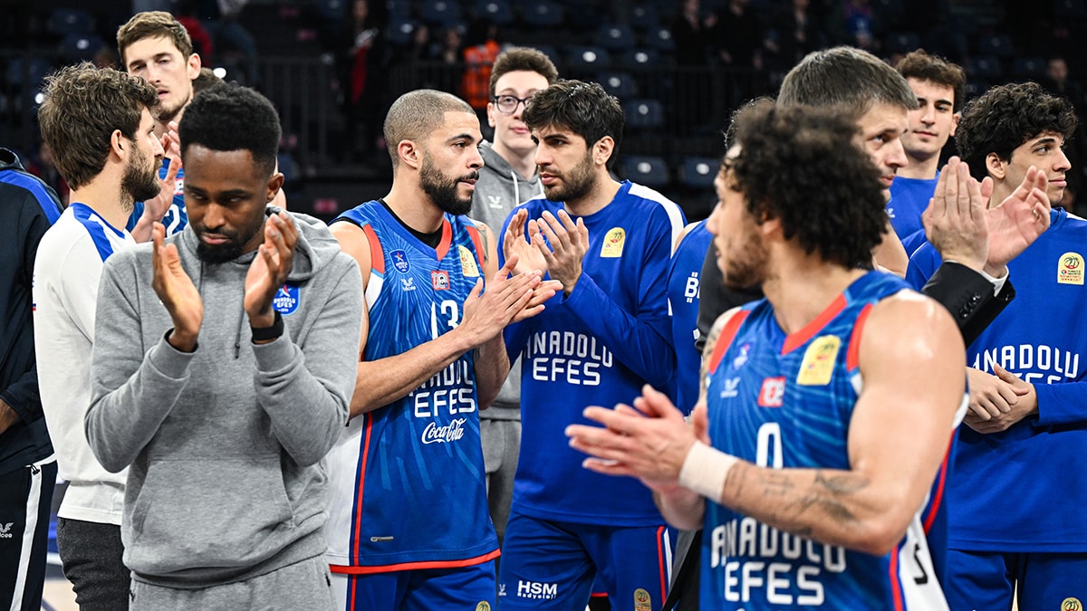 Anadolu Efes, Partizan deplasmanına çıkacak