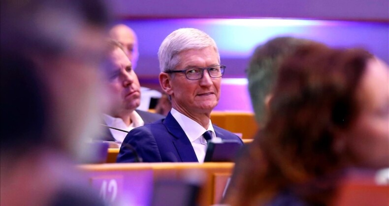 Apple’dan yapay zeka kararı: Çığır açacağız