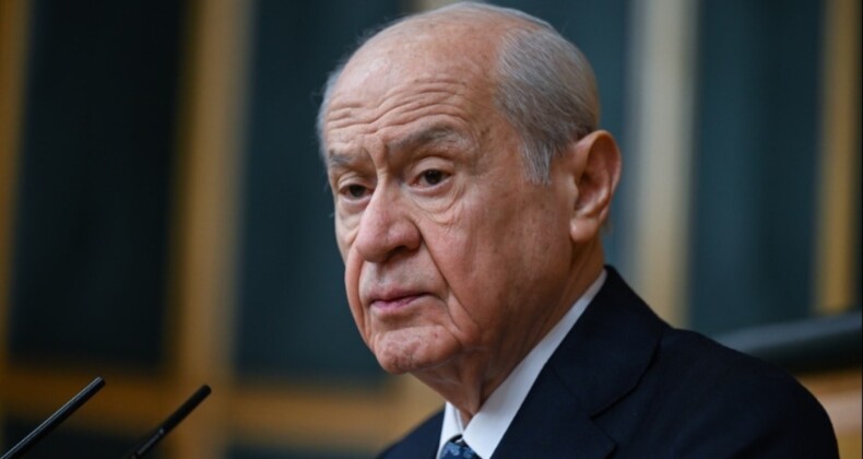 Bahçeli’den Özgür Özel’e: Ne yiyip içtiğine dikkat etsin
