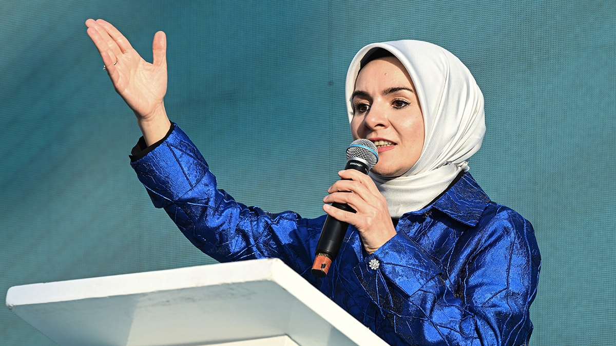 Bakan’dan yapımcıya: Bir dizide herkes mi kötü veya entrikacı olur