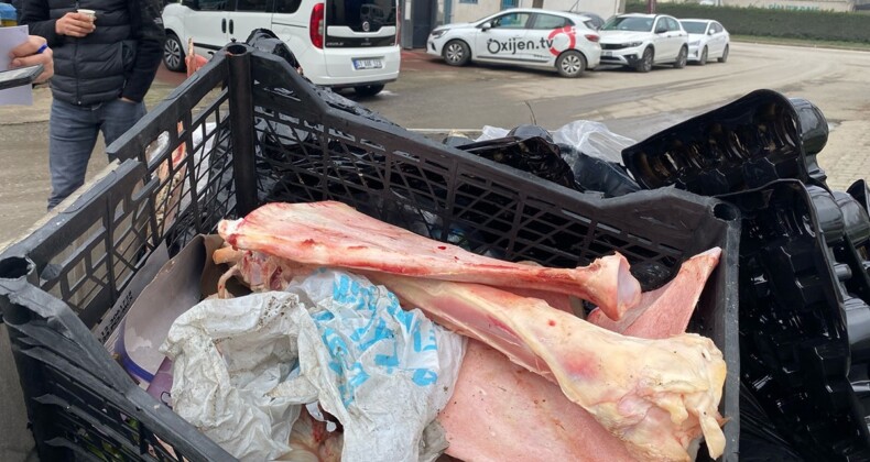 Çöpten at eti ve kemikleri çıktı kasaplar denetleniyor