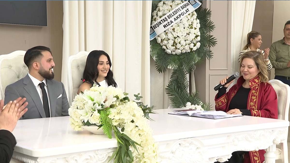 Dört yılda bir yıldönümü: Şimşek çifti 29 Şubat’ta evlendi