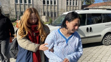 Genç kadın, sevgilisini kalbinden bıçakladı