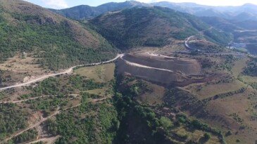 Hafriyat dağı mahallenin kâbusu oldu