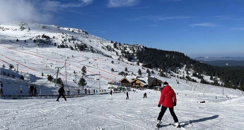 Kartalkaya’da kar keyfi zirvede