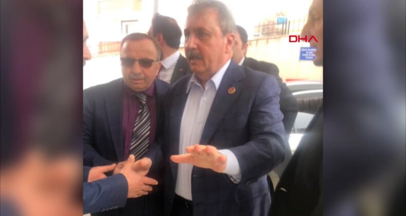 Mustafa Destici’nin makam aracı kaza yaptı