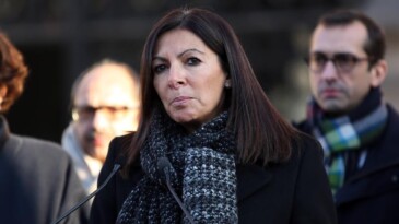 Paris Belediyesi’ne baskın: Belediye başkanının gezisi inceleniyor