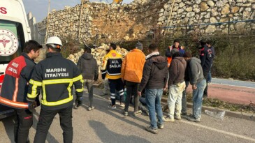 Şehir hastanesinde duvar çöktü