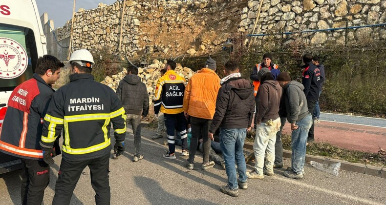 Şehir hastanesinde duvar çöktü