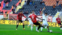 Ahlatcı Çorum FK ile Manisa FK arasında yedi gollü maç