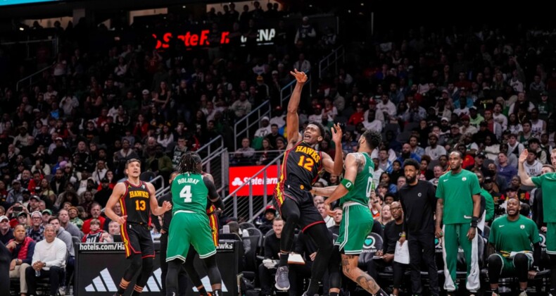 Atlanta Hawks Boston Celtics karşısında son saniye basketiyle galip