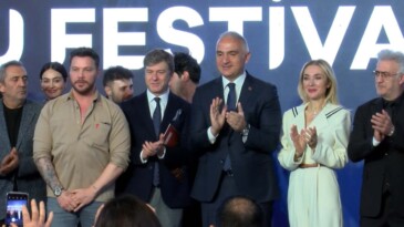 Bakan Ersoy: Türkiye’ye festival iklimi yaşatacağız