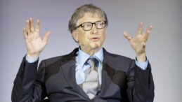 Bill Gates yapay zekâ konusunda temkinli… “Sorunları sihirli bir şekilde çözemez”