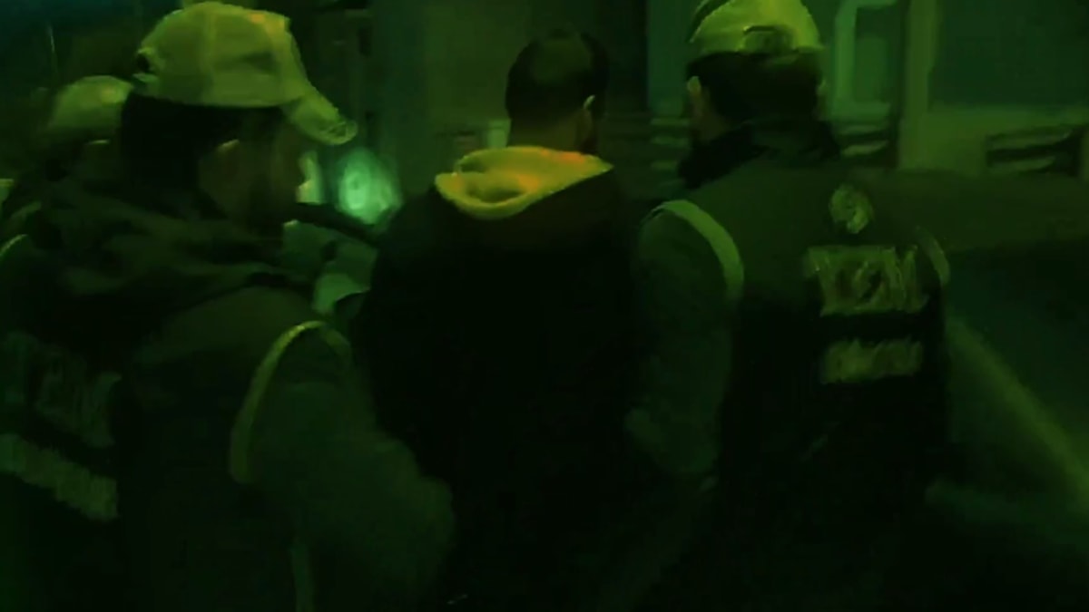 Çember-14 operasyonunda binlerce firari yakalandı