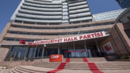 CHP Bitlis Belediye Başkan adayı Selim Soyugüzel, AKP’ye katıldı