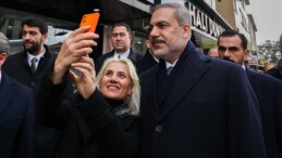 CHP’den tepki: PKK’lılar konsolosluğa saldırıyor, Hakan Fidan seçim turunda