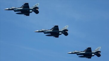 Çin Denizi’nde gerilim: Savaş uçakları havalandı