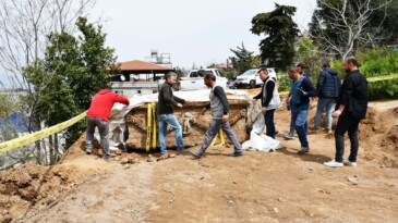 Evin bahçesinde lahit bulundu
