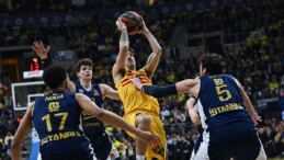 Fenerbahçe Beko, Barcelona’yı süpürdü: 88-74