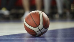 Fenerbahçe Beko-Beşiktaş Emlakjet maçı ertelendi