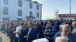Göçük faciasında hayatını kaybeden işçiler toprağa verildi