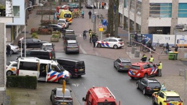 Hollanda’da rehine krizi… 150 ev boşaltıldı