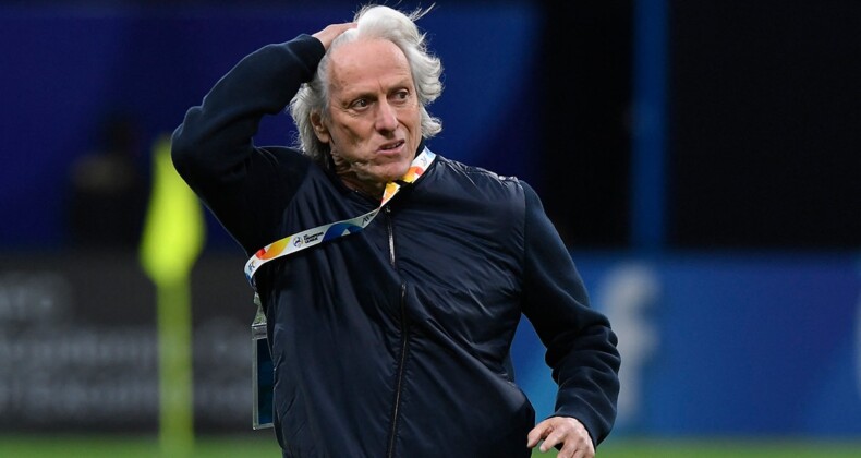 Jorge Jesus’un ekibi Al Hilal, futbol tarihinde en uzun galibiyet serisini yakaladı