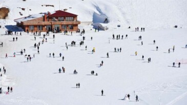 Kar kalınlığı ile Hakkari zirvede!