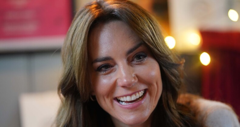 Kate Middleton kanser tedavisi gördüğünü duyurdu