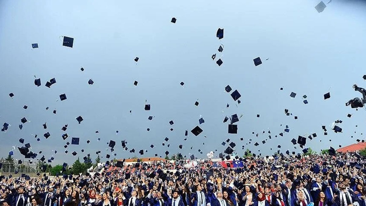 KKTC’de sahte diploma skandalı: Her diplomaya barkod verilecek