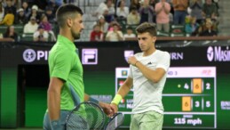 Novak Djokovic ‘Şanslı kaybeden’ Luca Nardi’ye elendi