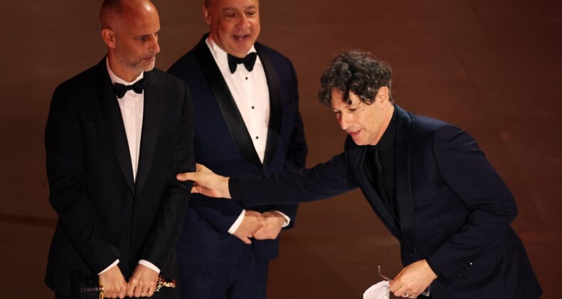 Ödüllü yönetmenin Oscar konuşması tartışma yarattı