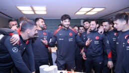 Ozan Kabak’ın doğum günü kutlandı