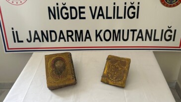 Roma döneminden kalma kitap ele geçirildi