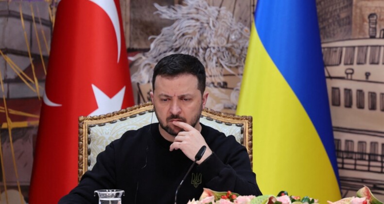 Zelenskiy, Danilov’u görevden aldı