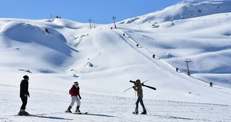 En fazla kar kalınlığı 195 santimetreyle Hakkari