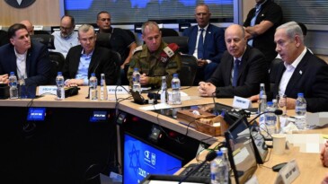 Saldırıdan korkan İsrail kabinesi, toplantı yerini değiştirdi