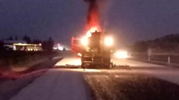 Adana’da Asfalt Tankeri Yangını