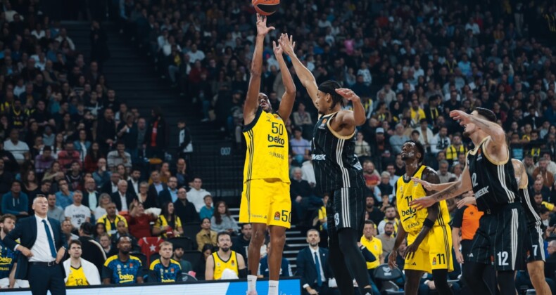 Fenerbahçe Beko, Fransa’dan galibiyetle döndü