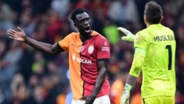 Galatasaray 2 yıldızını kaybetti