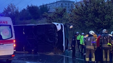 İstanbul’da yolcu otobüsü devrildi! Çok sayıda ölü ve yaralı var